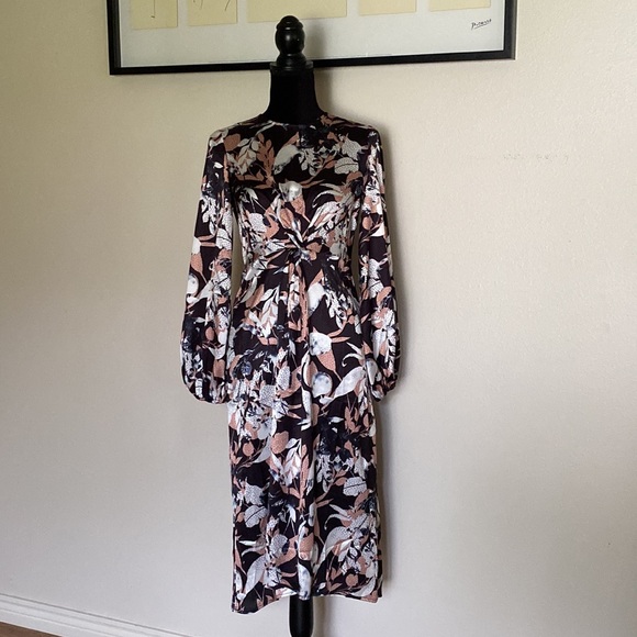 Neon Blush long sleeves dress - Picture 10 of 10